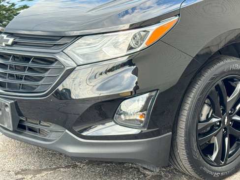 Used 2020 Chevrolet Equinox LT w/ Midnight Edition image 12
