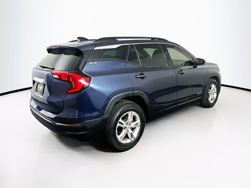 Used 2018 GMC Terrain SLE w/ Driver Convenience Package image 9