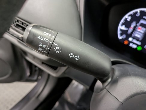 Certified 2023 Honda HR-V LX image 18