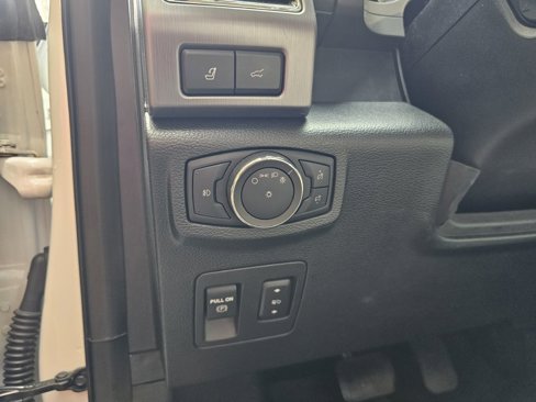 Used 2020 Ford Expedition Platinum image 17