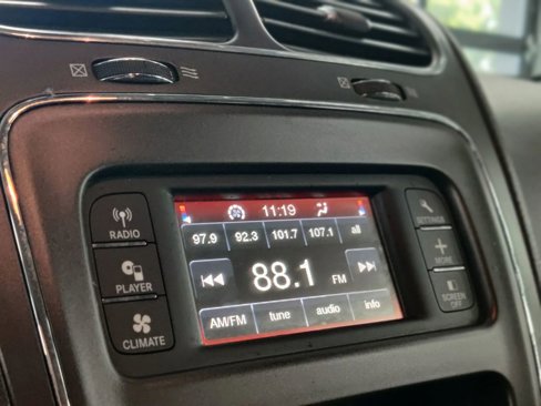 Used 2018 Dodge Journey SE w/ Blacktop Package image 19