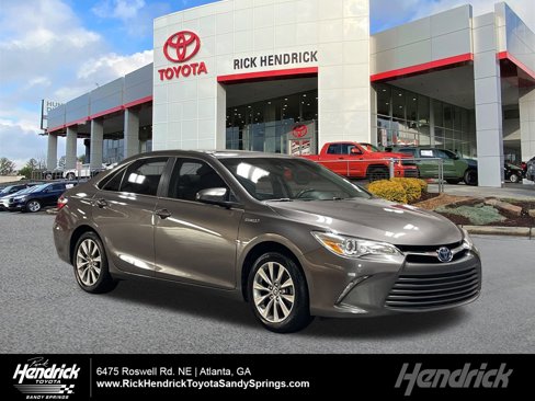 Used 2017 Toyota Camry XLE image 1