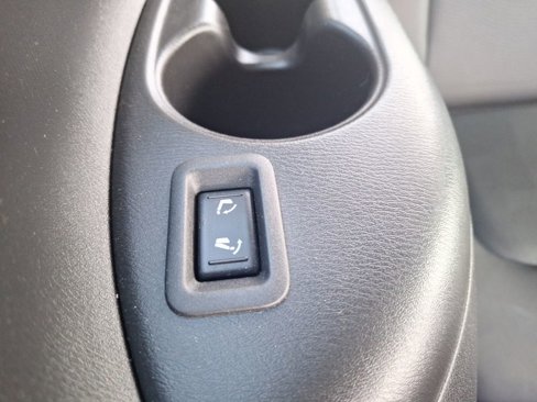 Used 2018 Nissan Armada Platinum w/ Captain Seat Package image 35