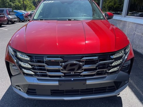 Used 2025 Hyundai Tucson Limited image 3