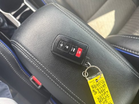 Used 2017 Toyota Corolla SE image 22