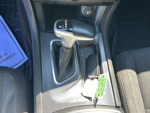 Used 2018 Dodge Charger GT image 19