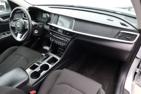 Used 2020 Kia Optima LX image 10