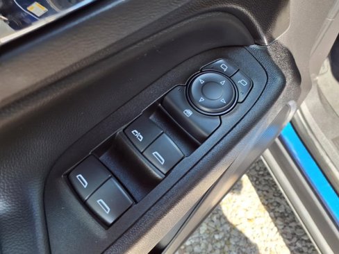 Used 2023 Chevrolet Equinox LT image 21