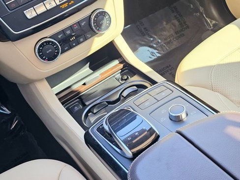 Certified 2019 Mercedes-Benz GLS 450 4MATIC image 39