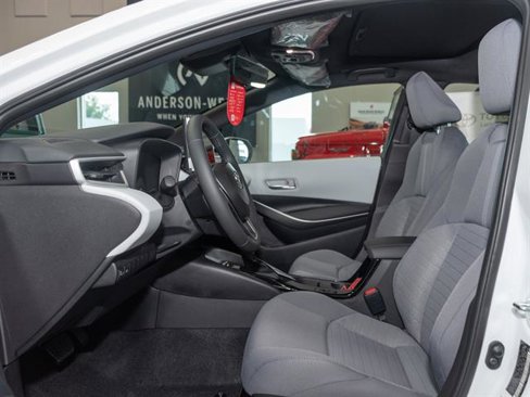 New 2025 Toyota Corolla SE image 8