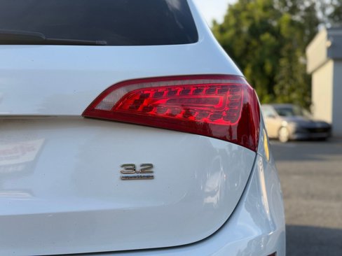 Used 2012 Audi Q5 3.2 Premium Plus image 10