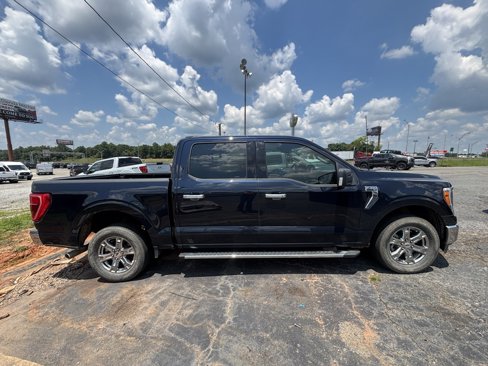 Certified 2021 Ford F150 XLT w/ Equipment Group 302A High image 8