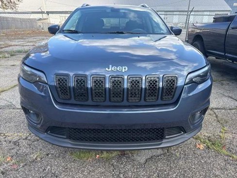 Certified 2020 Jeep Cherokee Latitude Plus w/ Cold Weather Group image 2