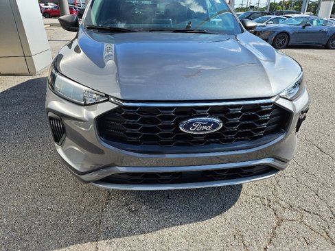 Used 2024 Ford Escape ST-Line image 9