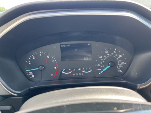Used 2022 Ford Escape SE w/ SE Sport Appearance Package image 16