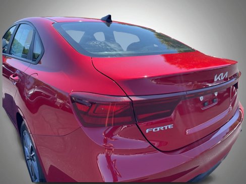 Used 2023 Kia Forte LXS image 10