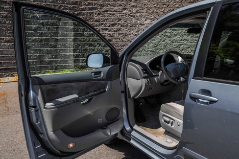 Used 2010 Toyota Sienna LE image 22