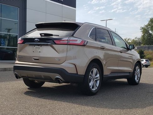 Used 2020 Ford Edge SEL w/ Convenience Package image 9