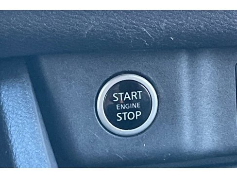 Used 2021 Nissan Rogue SV image 31