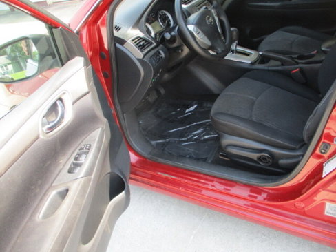 Used 2014 Nissan Sentra SV image 9