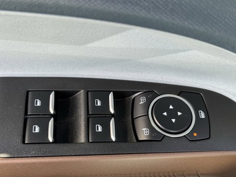 Used 2023 Ford Maverick Lariat image 17