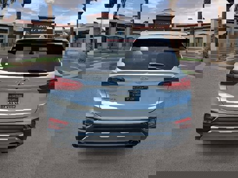 Used 2020 Hyundai Santa Fe Limited image 7