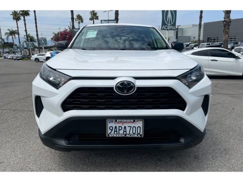 Used 2022 Toyota RAV4 LE image 8