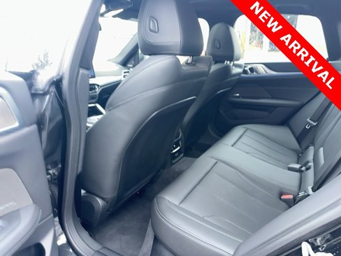 Used 2025 BMW 430i xDrive w/ M Sport Package image 6