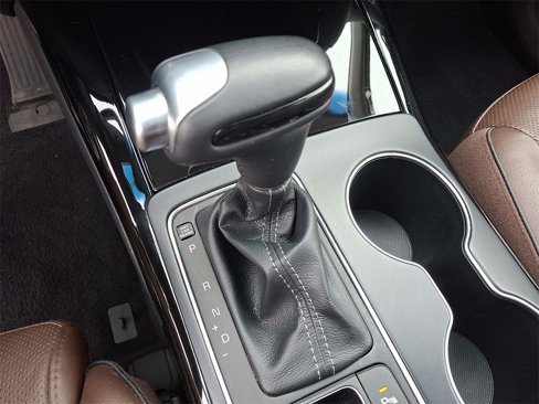 Used 2019 Kia Sorento SX image 15