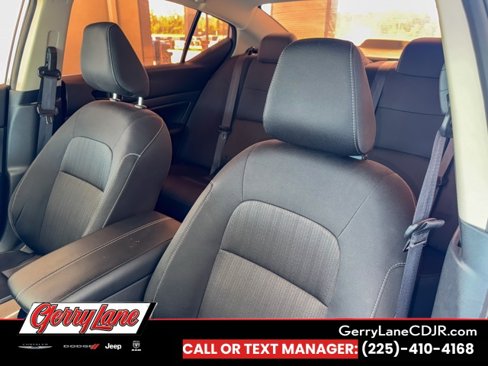 Used 2024 Nissan Altima 2.5 SV image 12