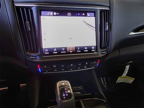 New 2023 Maserati Levante Modena image 8