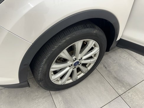 Used 2017 Ford Escape Titanium w/ Equipment Group 301A image 35