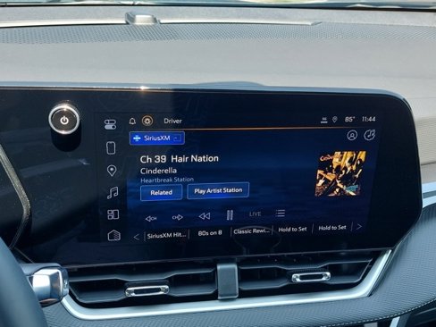 Used 2025 Chevrolet Equinox LT w/ Safety and Technology Package image 33