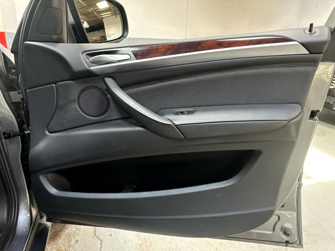 Used 2012 BMW X5 xDrive35i w/ Convenience Pkg image 8