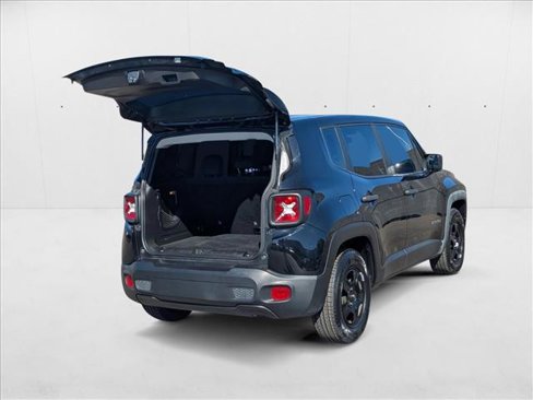 Used 2020 Jeep Renegade Sport image 5