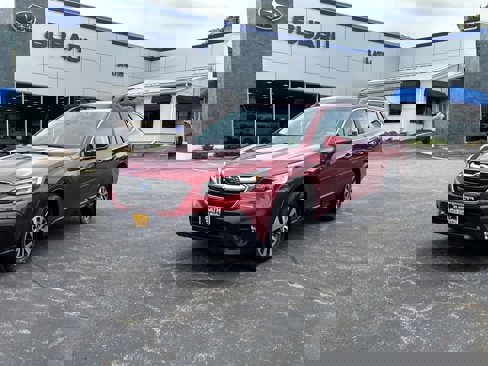 Used 2022 Subaru Outback Premium image 1