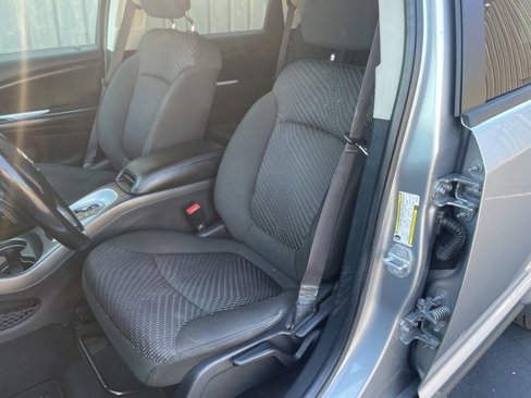 Used 2019 Dodge Journey SE w/ Connectivity Group image 21
