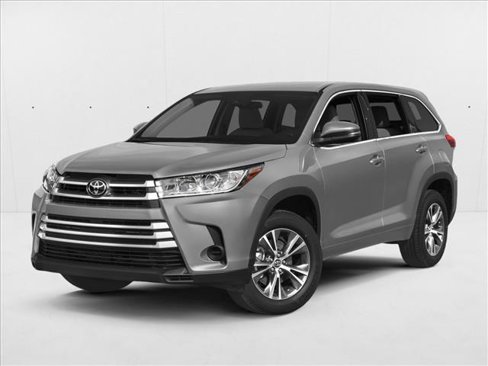Used 2017 Toyota Highlander LE image 1