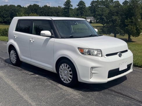 Used 2014 Scion xB image 18
