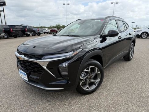 New 2025 Chevrolet Trax LT image 3