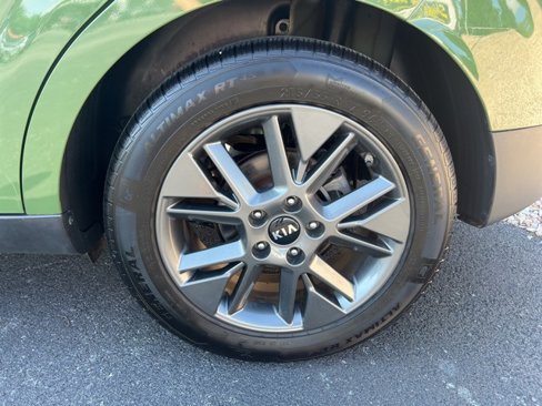 Used 2020 Kia Soul EX image 12