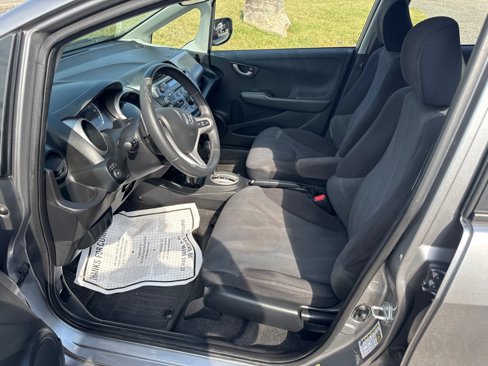 Used 2010 Honda Fit Sport image 22