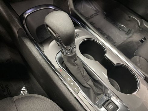 Used 2024 Chevrolet Malibu LT image 20