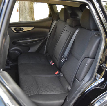 Used 2020 Nissan Rogue Sport S w/ Appearance Package image 42