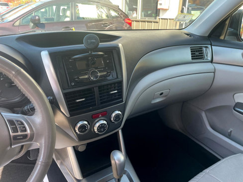 Used 2013 Subaru Forester 2.5X Limited image 13