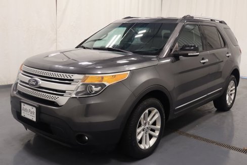 Used 2015 Ford Explorer XLT w/ Equipment Group 201B image 5
