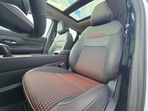 New 2025 Nissan Kicks SR w/ SR Premium Package image 22