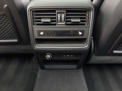 Used 2024 Porsche Cayenne image 25