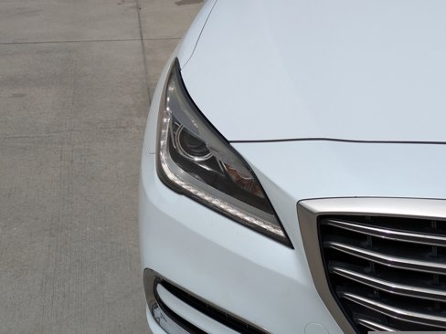 Used 2018 Genesis G80 3.8 image 7