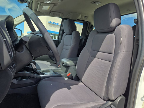 Used 2023 Nissan Frontier S w/ Technology Package image 16